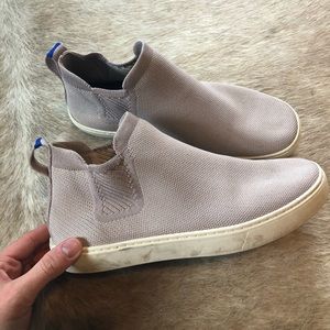 Rothy’s The Chelsea bootie Sz 8.5 Berry Lattice